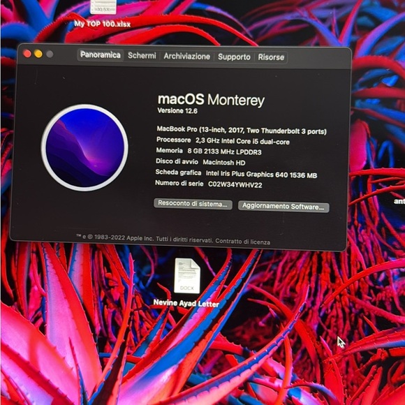 Apple MacBook Pro 2017 - Picture 3 of 6